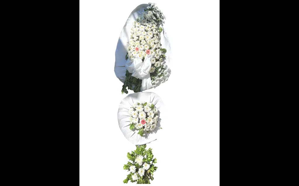 Beyaz Gerberalar Çift Katlı Çelenk