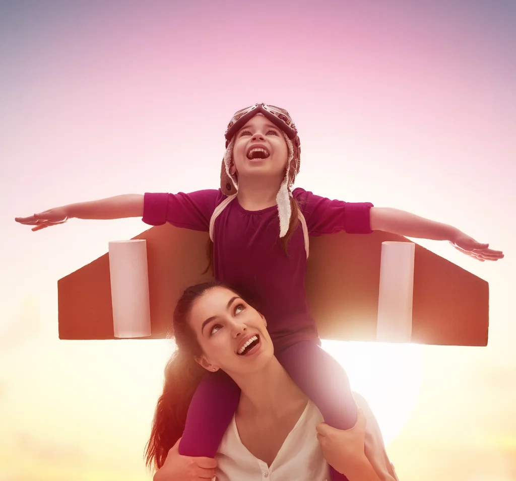 Anneler Günü Mesajları 2025 & Anlamlı Sözler