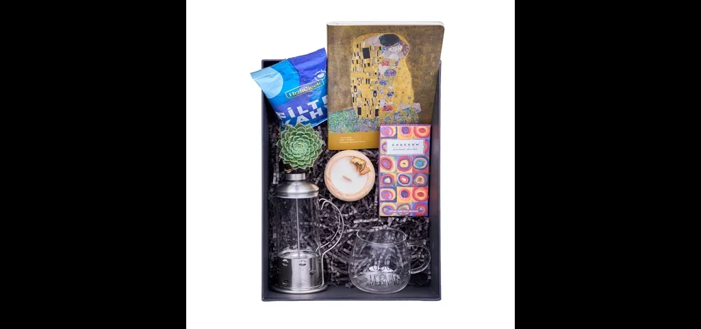 The Kiss Coffee Box