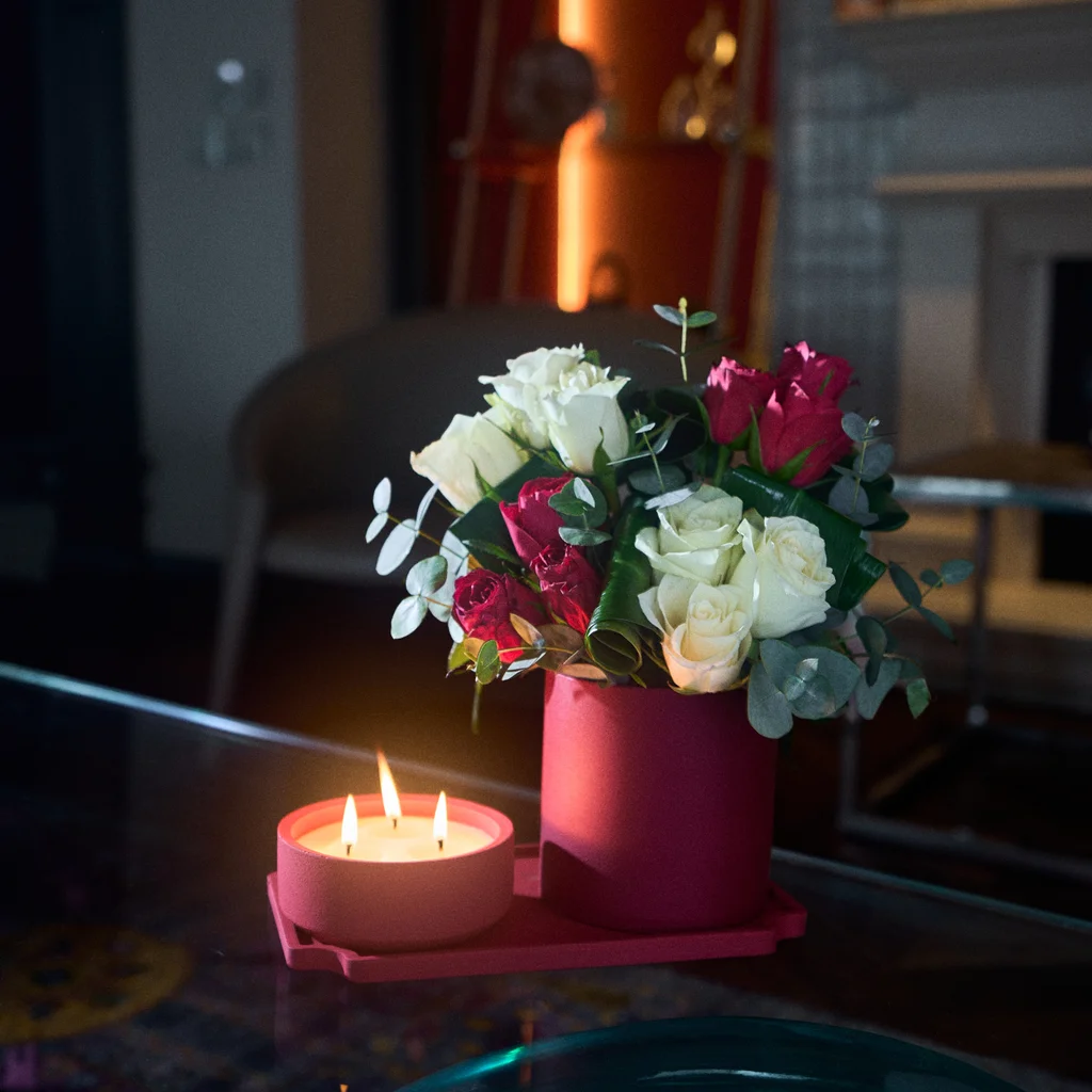 Red&White Roses and Candle Fantasy