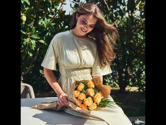 Happiness Turuncu Gül Buketi