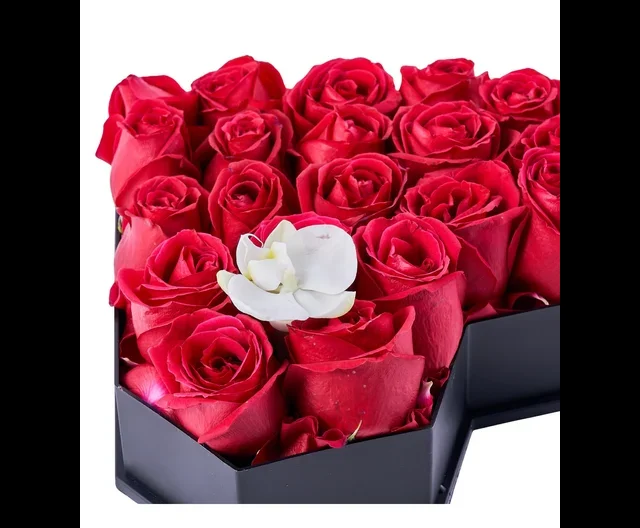 Black Love Rose Box - 3
